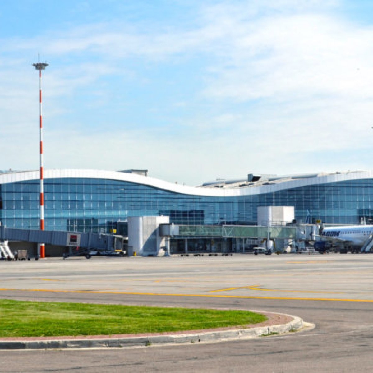 Chisinau Bucharest aeroport Otopeni